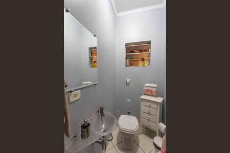 Casa à venda com 204m², 3 quartos e 2 vagas Casa à venda com 204m², 3 quartos e 2 vagasLavabo