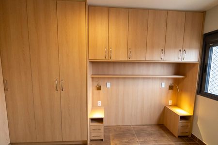 Apartamento à venda com 56m², 2 quartos e 1 vaga Apartamento à venda com 56m², 2 quartos e 1 vagaSuite