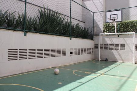 Apartamento para alugar com 86m², 3 quartos e 2 vagasÁrea comum - Quadra