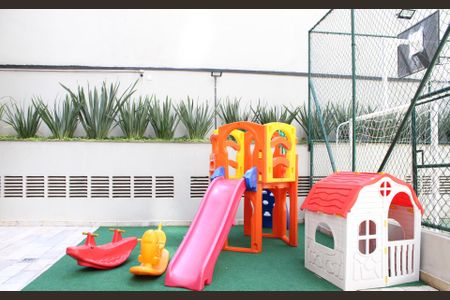 Apartamento para alugar com 86m², 3 quartos e 2 vagasÁrea comum - Playground