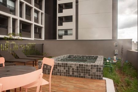 Studio à venda com 24m², 1 quarto e sem vagaÁrea comum - Piscina
