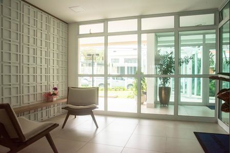 Apartamento à venda com 113m², 2 quartos e 3 vagasHall social