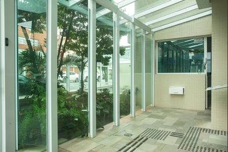 Apartamento à venda com 113m², 2 quartos e 3 vagasHall de entrada