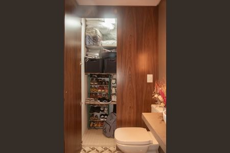 Apartamento à venda com 113m², 2 quartos e 3 vagasLavabo