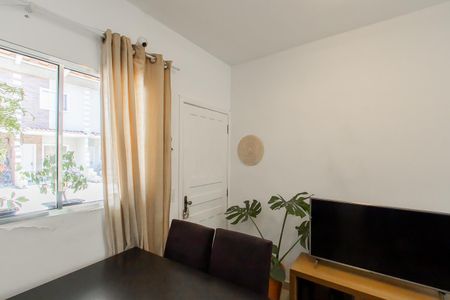 Sala de casa de condomínio à venda com 2 quartos, 56m² em Vila Buenos Aires, São Paulo