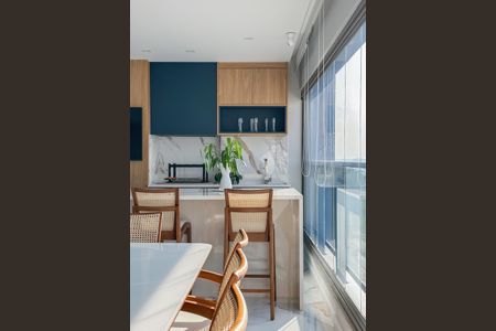 Apartamento à venda com 150m², 3 quartos e 2 vagasVaranda