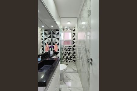 Apartamento à venda com 60m², 2 quartos e 1 vaga Apartamento à venda com 60m², 2 quartos e 1 vagaBanheiro da Suíte