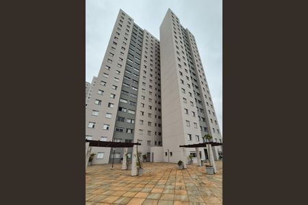 Apartamento à venda com 60m², 2 quartos e 1 vaga Apartamento à venda com 60m², 2 quartos e 1 vagaFachada do bloco
