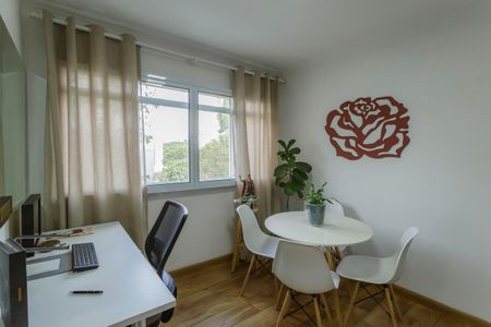 Apartamento à venda com 62m², 2 quartos e 1 vaga Apartamento à venda com 62m², 2 quartos e 1 vagaSala