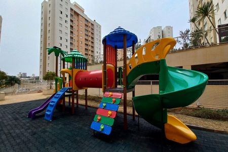 Apartamento à venda com 64m², 2 quartos e 1 vaga Apartamento à venda com 64m², 2 quartos e 1 vagaÁrea comum - Playground