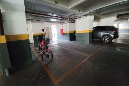 Apartamento à venda com 64m², 2 quartos e 1 vaga Apartamento à venda com 64m², 2 quartos e 1 vagaGaragem