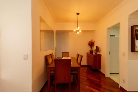Apartamento à venda com 68m², 3 quartos e 2 vagas Apartamento à venda com 68m², 3 quartos e 2 vagasSala