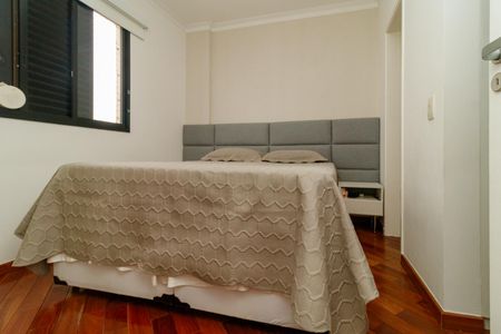 Apartamento à venda com 68m², 3 quartos e 2 vagas Apartamento à venda com 68m², 3 quartos e 2 vagasSuíte