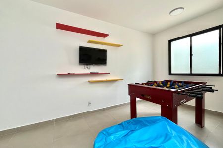 Apartamento à venda com 40m², 2 quartos e 1 vaga Apartamento à venda com 40m², 2 quartos e 1 vagaÁrea comum - Salão de Jogos