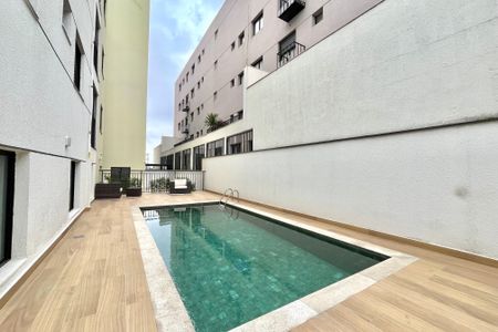 Apartamento à venda com 40m², 2 quartos e 1 vaga Apartamento à venda com 40m², 2 quartos e 1 vagaÁrea comum - Piscina