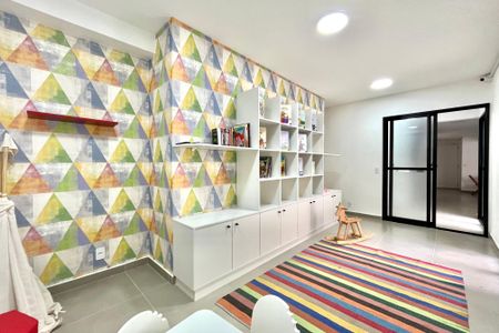 Apartamento à venda com 40m², 2 quartos e 1 vaga Apartamento à venda com 40m², 2 quartos e 1 vagaÁrea comum - Brinquedoteca