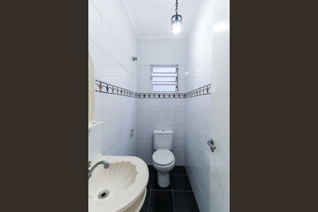 Casa à venda com 200m², 3 quartos e 4 vagas Casa à venda com 200m², 3 quartos e 4 vagasLavabo