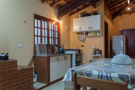 Casa à venda com 150m², 3 quartos e 3 vagas Casa à venda com 150m², 3 quartos e 3 vagasÁrea Gourmet