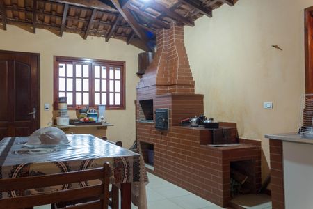 Casa à venda com 150m², 3 quartos e 3 vagas Casa à venda com 150m², 3 quartos e 3 vagasÁrea Gourmet
