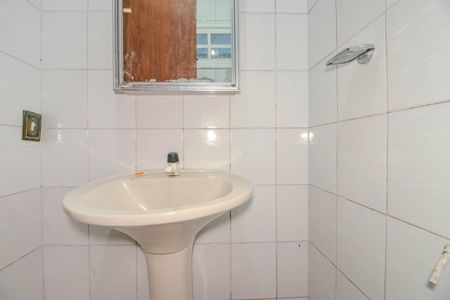 Casa à venda com 380m², 3 quartos e 4 vagas Casa à venda com 380m², 3 quartos e 4 vagasBanheiro de Serviço