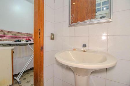 Casa à venda com 380m², 3 quartos e 4 vagas Casa à venda com 380m², 3 quartos e 4 vagasBanheiro de Serviço