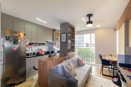 Apartamento à venda com 44m², 2 quartos e sem vaga Apartamento à venda com 44m², 2 quartos e sem vagaSala