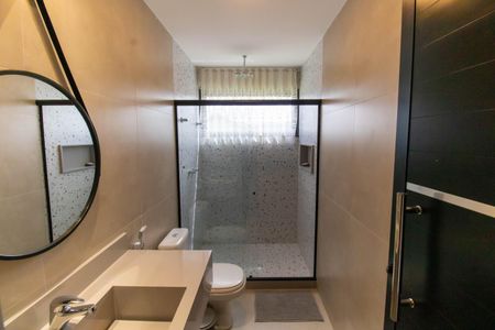 Casa à venda com 123m², 3 quartos e 2 vagas Casa à venda com 123m², 3 quartos e 2 vagasBanheiro da Suíte