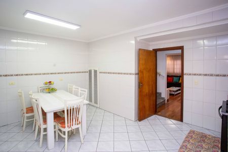 Casa à venda com 153m², 3 quartos e 2 vagasCozinha
