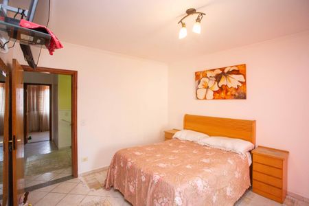 Casa à venda com 153m², 3 quartos e 2 vagasSuíte