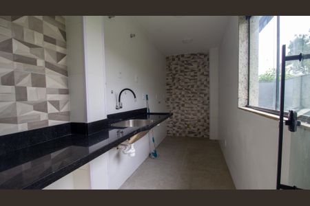 Casa de condomínio à venda com 300m², 4 quartos e 2 vagasÁrea de Serviço