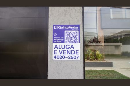 Casa de condomínio à venda com 300m², 4 quartos e 2 vagasPlaquinha