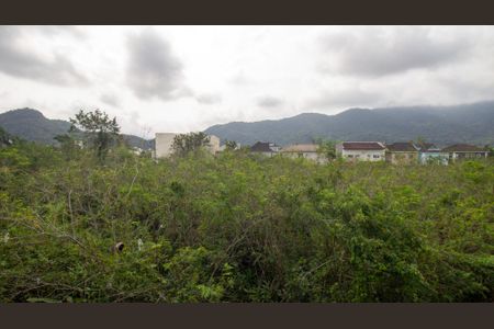 Casa de condomínio à venda com 300m², 4 quartos e 2 vagasSacada da Suíte 3