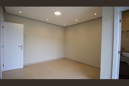 Casa de condomínio à venda com 300m², 4 quartos e 2 vagasSuíte 2