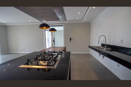 Casa de condomínio à venda com 300m², 4 quartos e 2 vagasCozinha