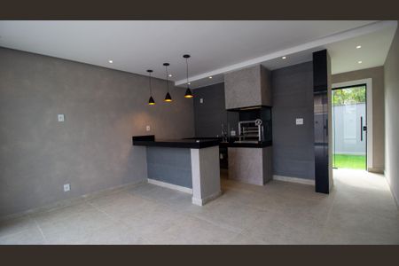 Casa de condomínio à venda com 300m², 4 quartos e 2 vagasÁrea Gourmet