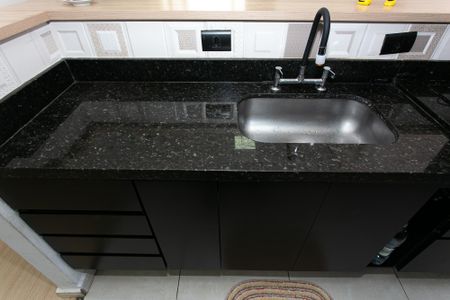 Apartamento à venda com 68m², 3 quartos e 2 vagasCozinha