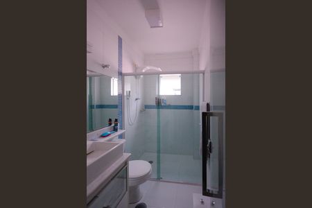 Casa à venda com 200m², 3 quartos e 2 vagas Casa à venda com 200m², 3 quartos e 2 vagasBanheiro Suíte 2