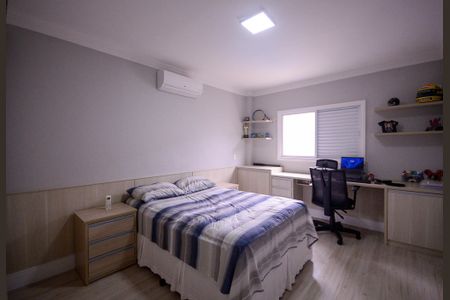 Casa à venda com 200m², 3 quartos e 2 vagas Casa à venda com 200m², 3 quartos e 2 vagasSuíte 2