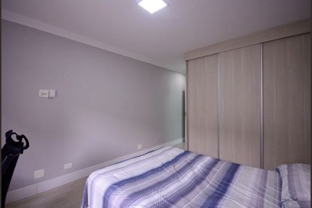 Casa à venda com 200m², 3 quartos e 2 vagas Casa à venda com 200m², 3 quartos e 2 vagasSuíte 2