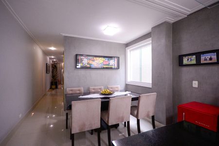 Casa à venda com 200m², 3 quartos e 2 vagas Casa à venda com 200m², 3 quartos e 2 vagasCozinha