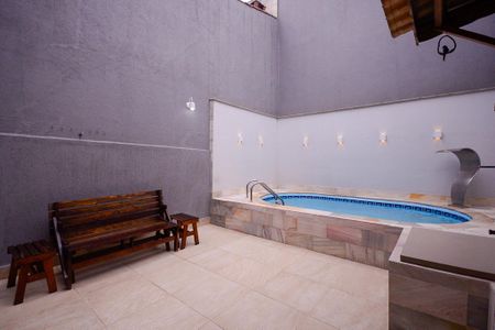 Casa à venda com 200m², 3 quartos e 2 vagas Casa à venda com 200m², 3 quartos e 2 vagasÁrea de Lazer