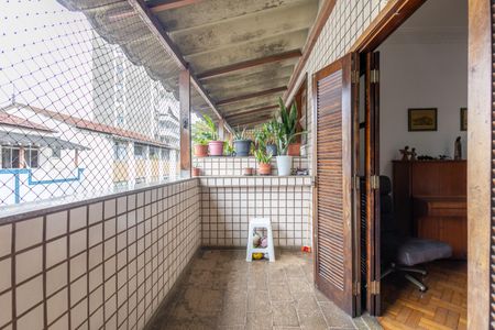 Apartamento à venda com 190m², 4 quartos e 1 vaga Apartamento à venda com 190m², 4 quartos e 1 vagaSala Varanda