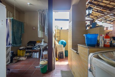 Apartamento à venda com 190m², 4 quartos e 1 vaga Apartamento à venda com 190m², 4 quartos e 1 vagaÁrea de Serviço