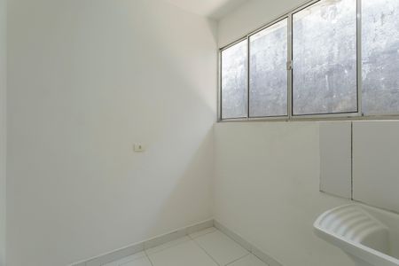 Apartamento para alugar com 74m², 2 quartos e sem vaga Apartamento para alugar com 74m², 2 quartos e sem vagaÁrea de Serviço