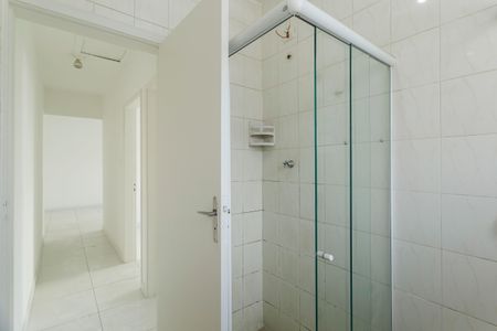 Apartamento para alugar com 74m², 2 quartos e sem vaga Apartamento para alugar com 74m², 2 quartos e sem vagaBanheiro Social