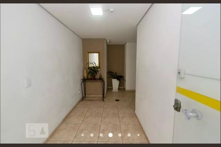 Apartamento à venda com 54m², 2 quartos e 1 vaga Apartamento à venda com 54m², 2 quartos e 1 vagaHall