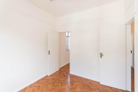 Apartamento à venda com 87m², 3 quartos e 1 vagaQuarto 2