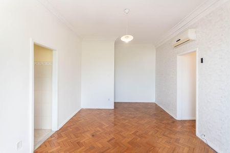 Apartamento à venda com 87m², 3 quartos e 1 vagaSala