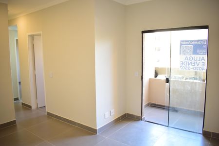Sala de apartamento para alugar com 3 quartos, 70m² em Jardim Palma Travassos, Ribeirão Preto