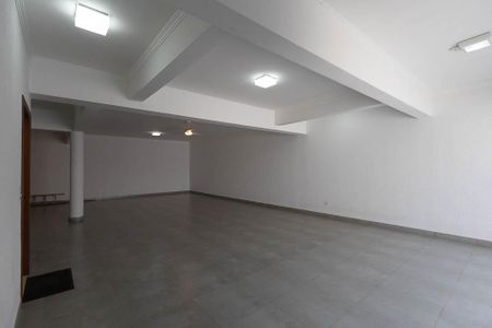 Casa à venda com 420m², 4 quartos e 6 vagasGaragem